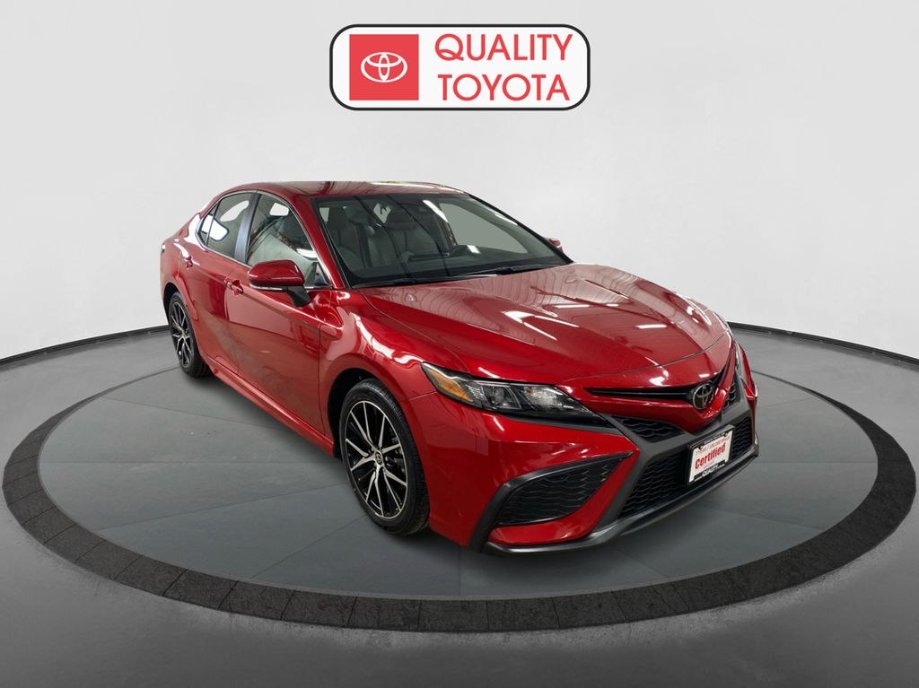 Used 2022 Toyota Camry SE with VIN 4T1G11AK3NU066491 for sale in Fergus Falls, Minnesota