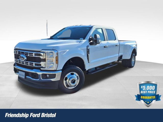 2026 Ford F-350 Super Duty XLT's photo