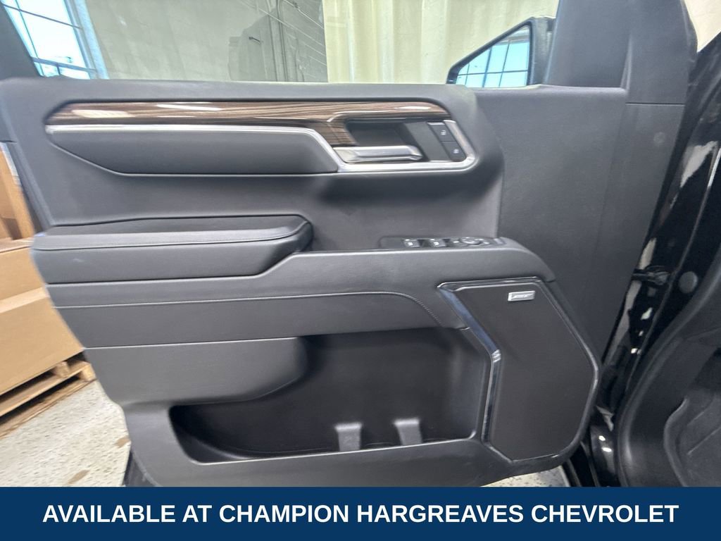 2023 Chevrolet Silverado 1500 RST photo 21