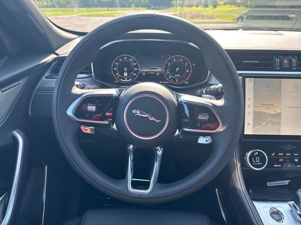 2026 Jaguar F-PACE P250 R-Dynamic S photo 29