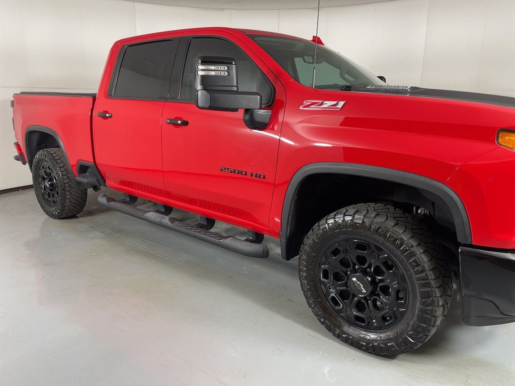 2022 Chevrolet Silverado 2500HD LTZ photo 10
