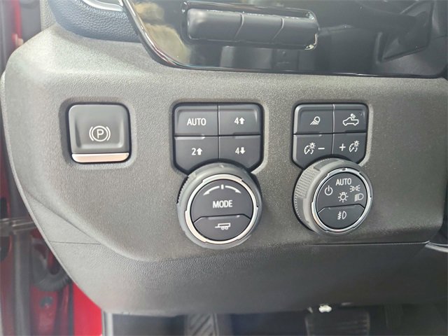 2023 Chevrolet Silverado 1500 High Country photo 26