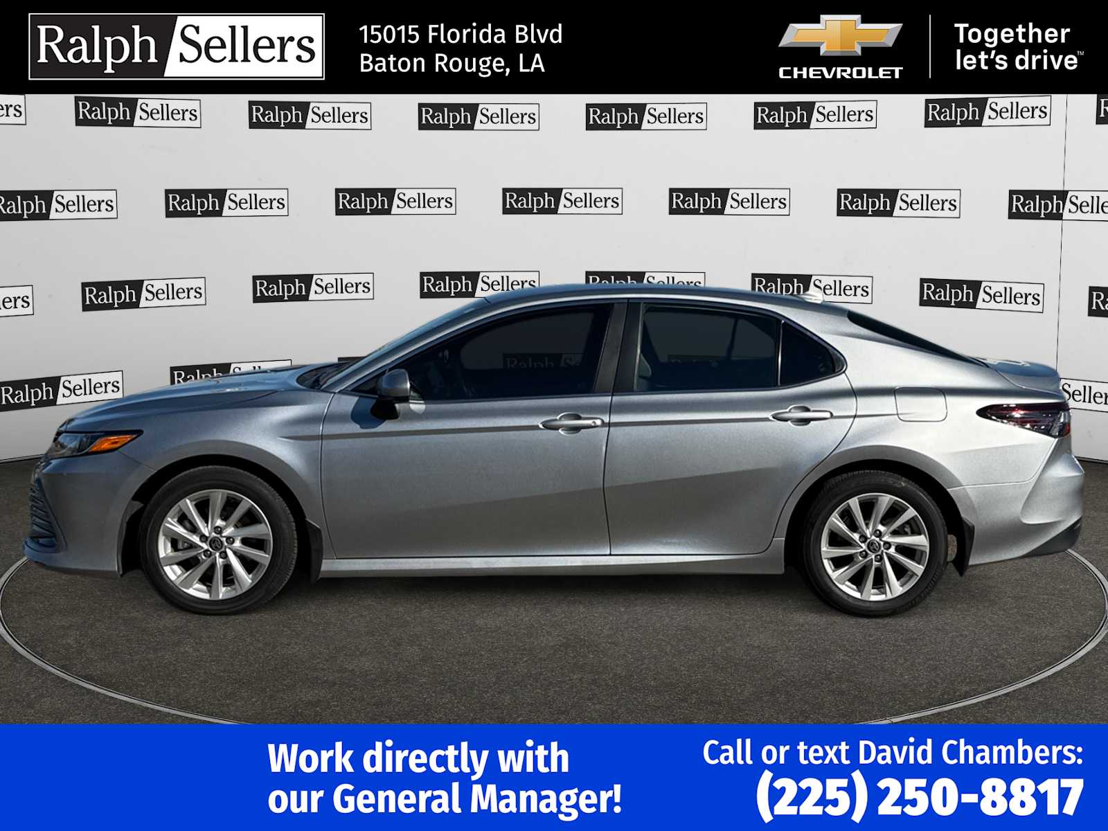 2024 Toyota Camry LE photo 3