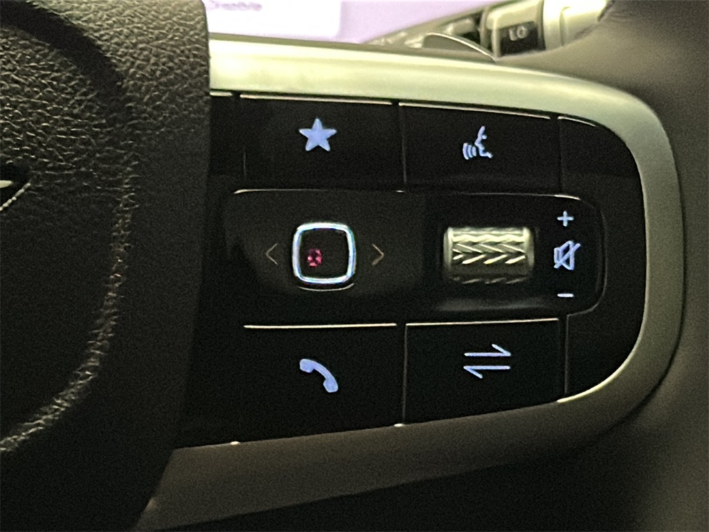 2026 Genesis GV60 AWD photo 17
