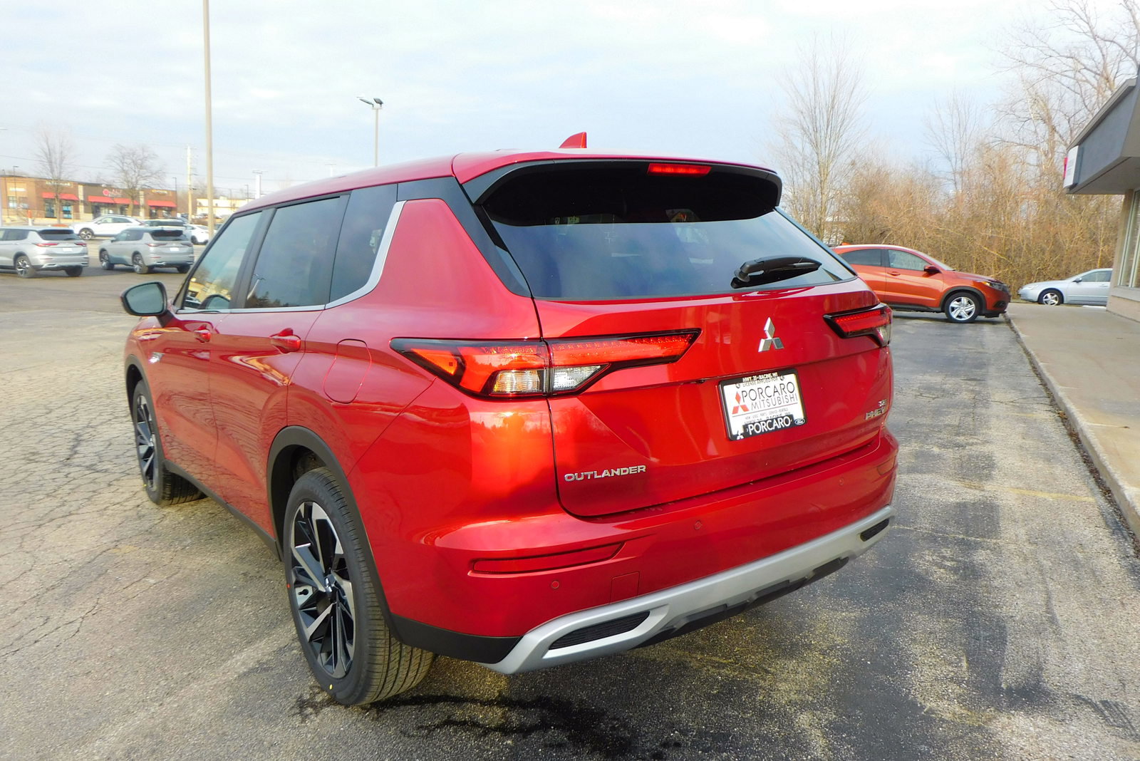 2025 Mitsubishi Outlander PHEV SE photo 5