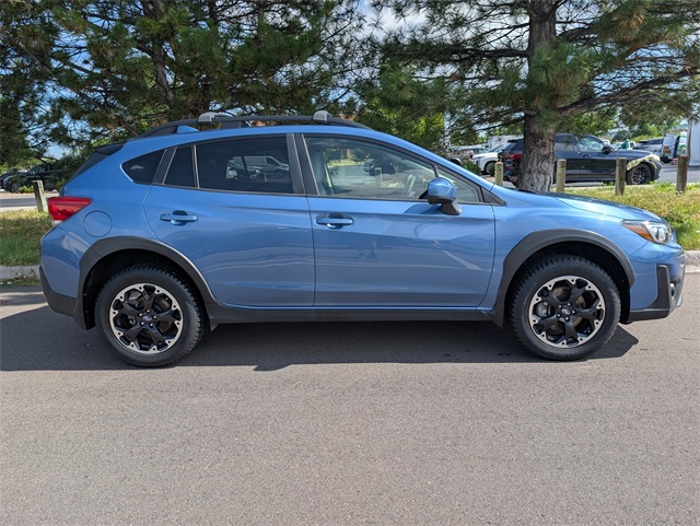 2023 Subaru Crosstrek Premium photo 2