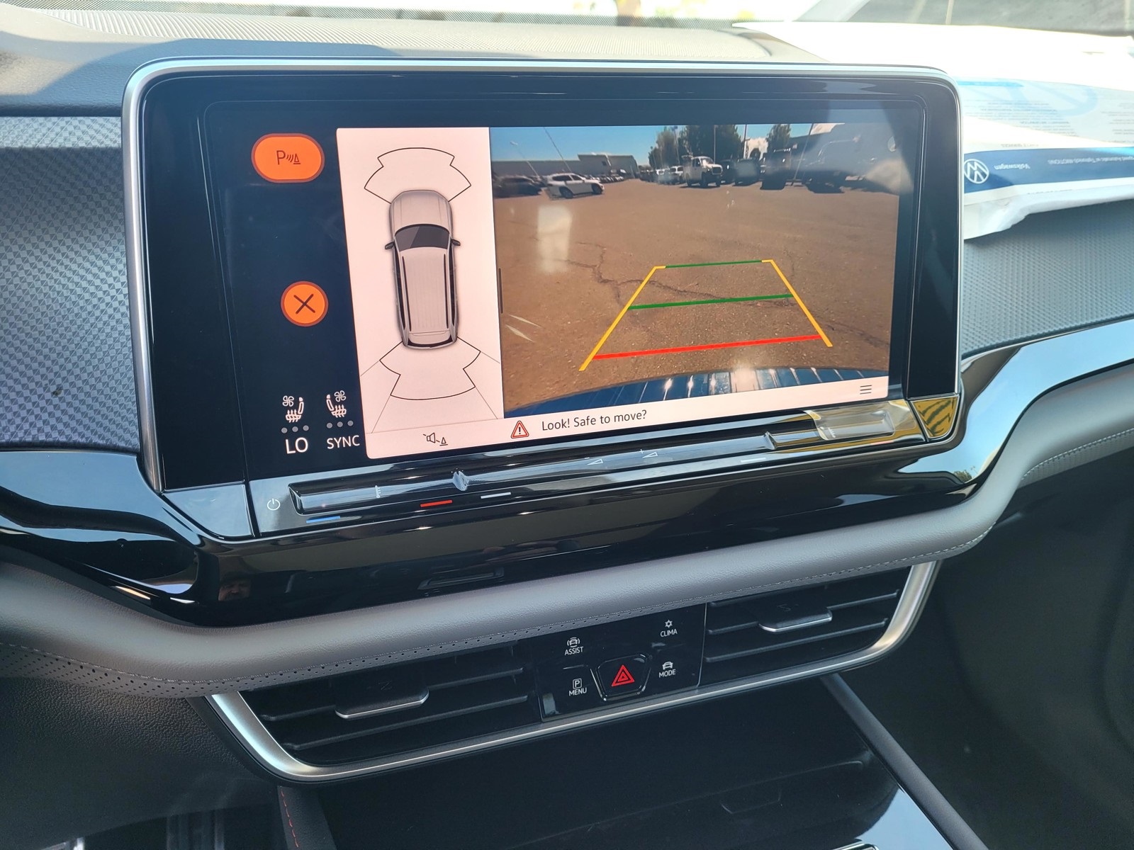 2026 Volkswagen Atlas Peak Edition SE photo 10