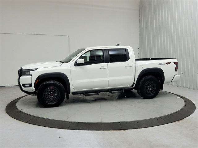 2026 Nissan Frontier PRO-4X photo 4