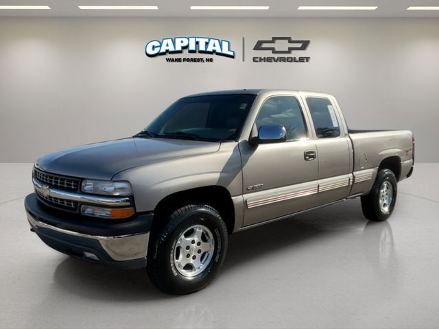 2001 Chevrolet Silverado LT's photo