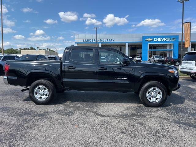 2023 Toyota Tacoma SR5 photo 2