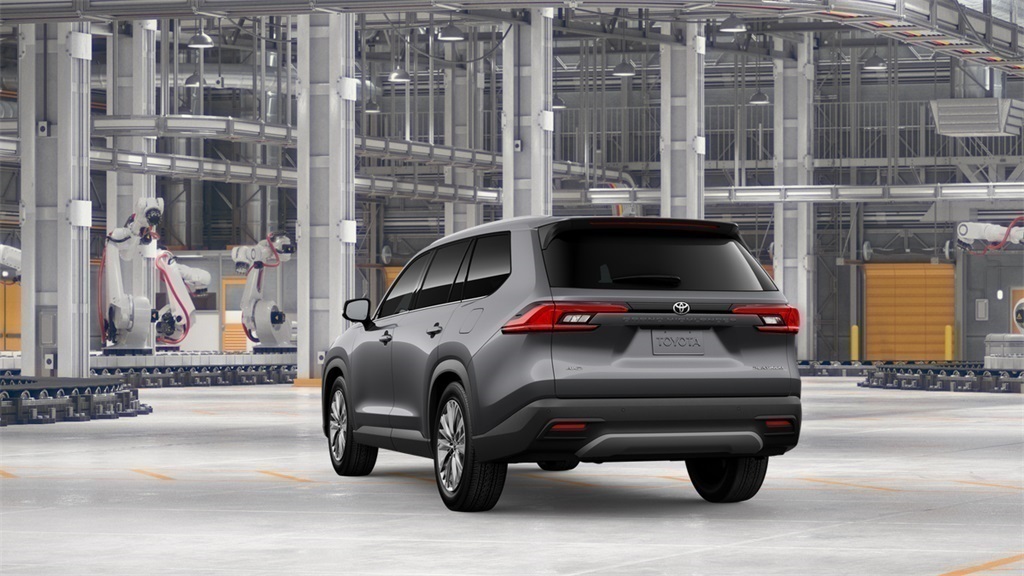 2026 Toyota Grand Highlander Platinum AWD photo 4