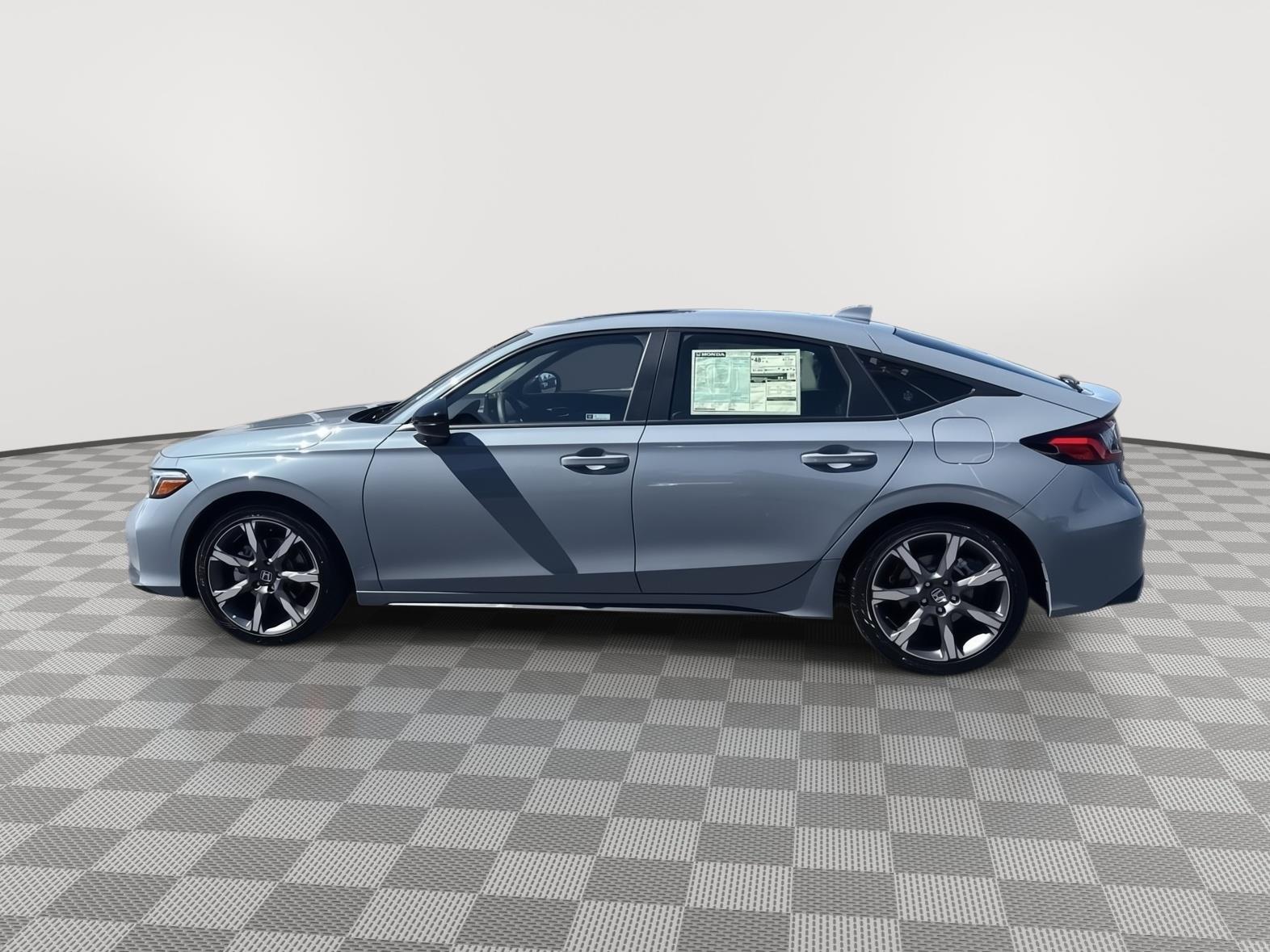 2026 Honda Civic Hatchback Hybrid Sport Touring photo 2