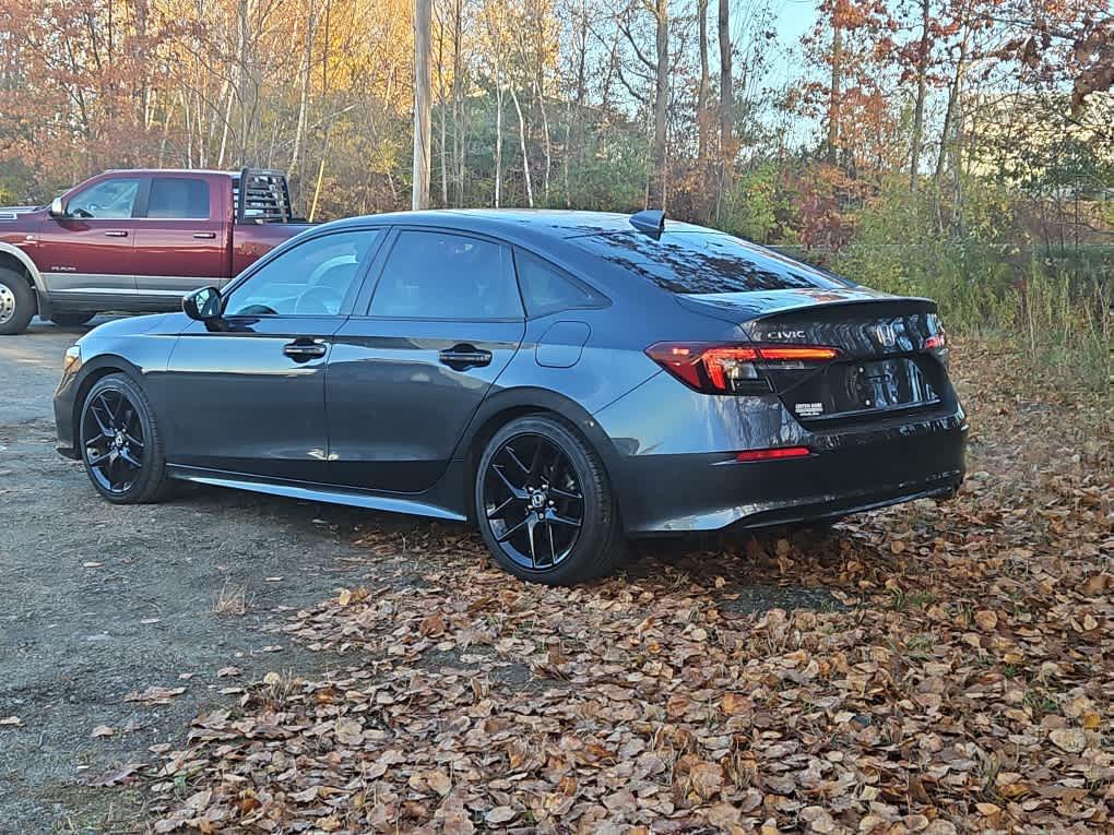 2025 Honda Civic Sport photo 3