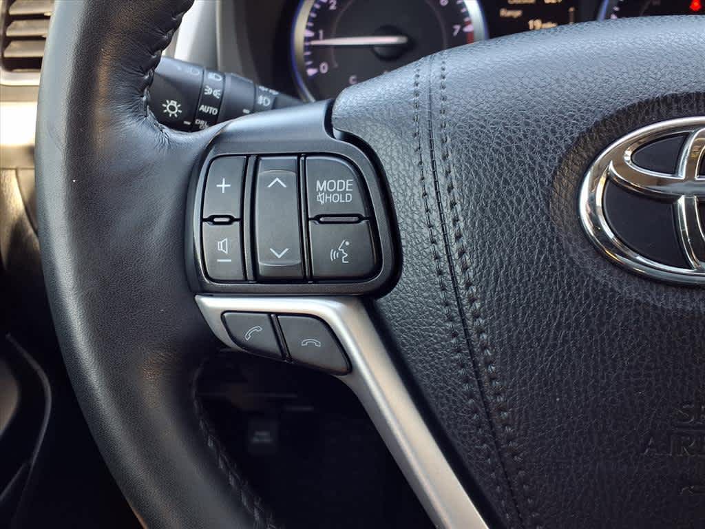2019 Toyota Highlander Limited photo 15