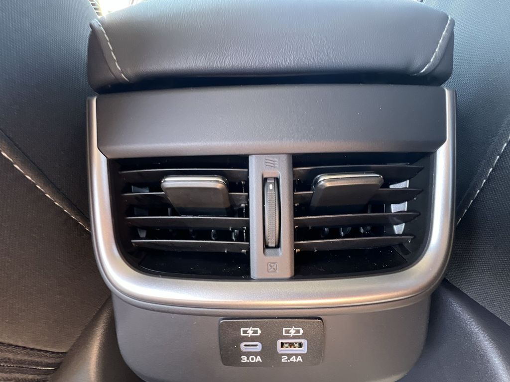 2025 Subaru Outback Premium photo 18