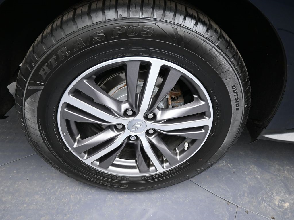 2019 Infiniti QX60 Luxe photo 37