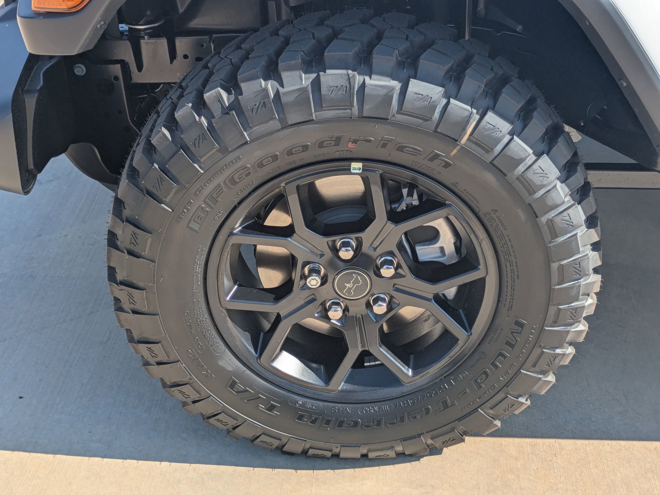 2025 Jeep Gladiator Sport photo 19