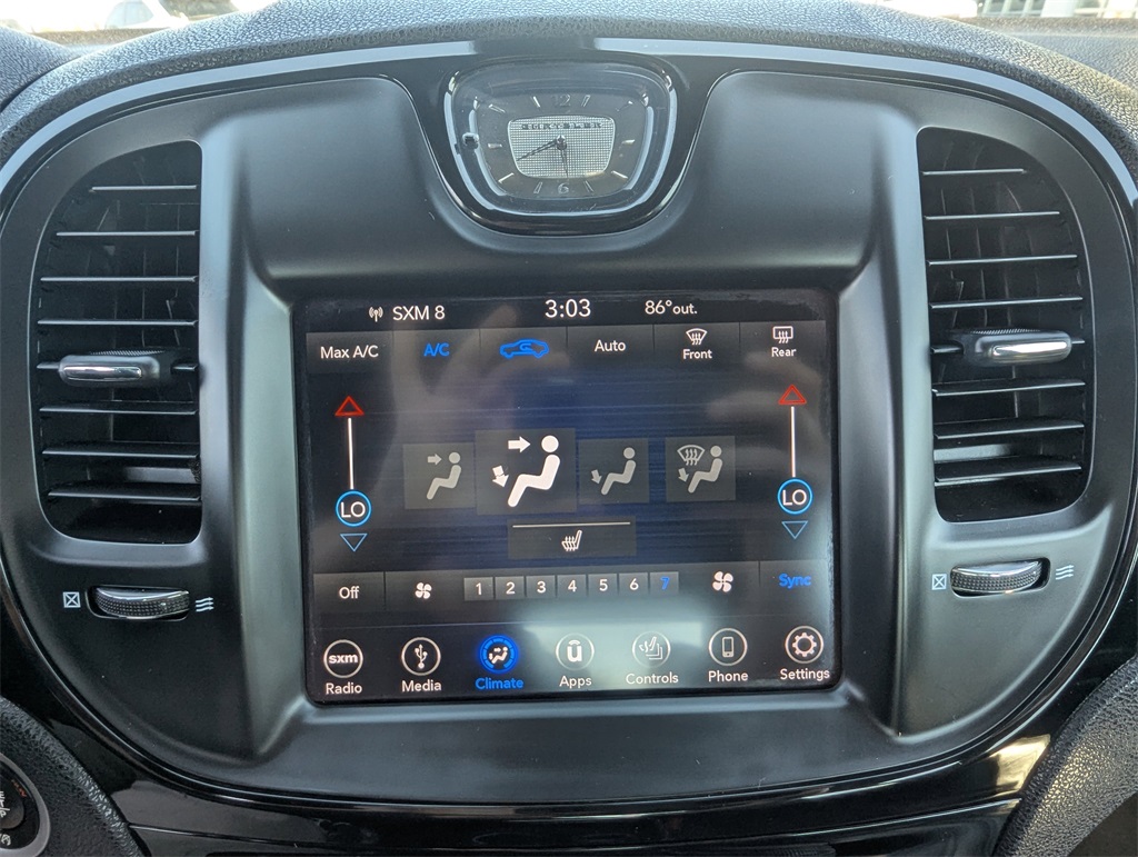 2019 Chrysler 300 S photo 21