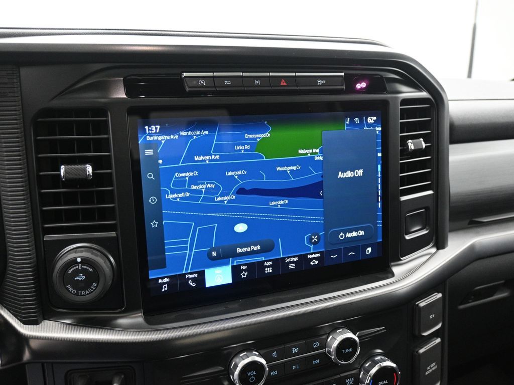 2024 Ford F-150 Lariat photo 11