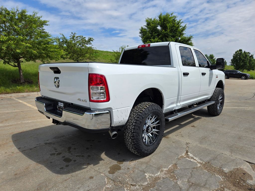 2024 Ram 2500 Tradesman photo 3