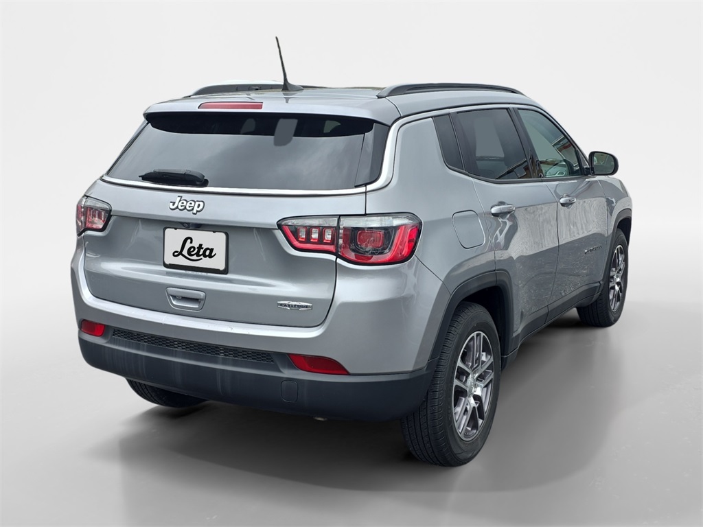 2020 Jeep Compass Latitude photo 4