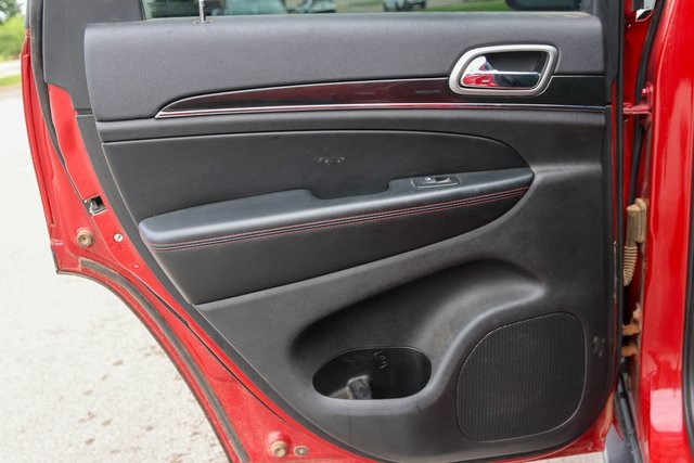 Used 2018 Red Jeep Trailhawk image 15