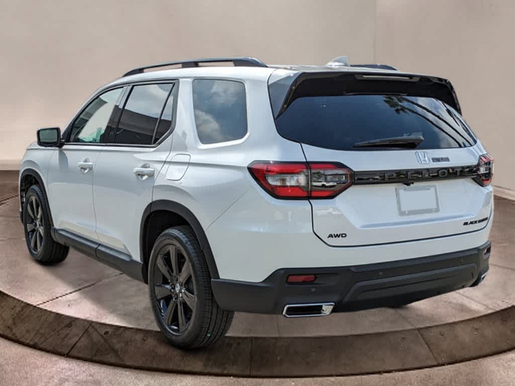 2025 Honda Pilot Black Edition photo 2