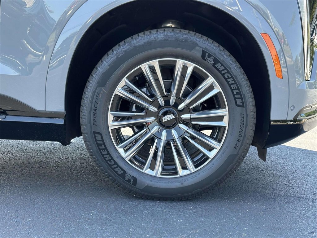 2026 Cadillac Escalade IQ Sport photo 7
