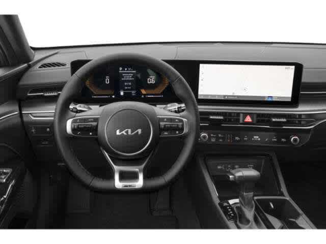 2026 Kia K5 GT-Line photo 4