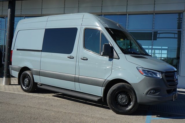 2023 Mercedes-Benz Sprinter Crew Van Base's photo