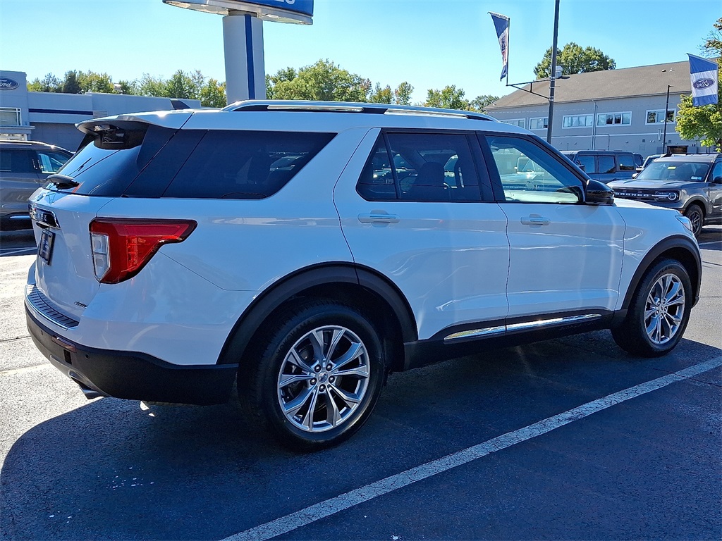 2023 Ford Explorer Limited photo 4