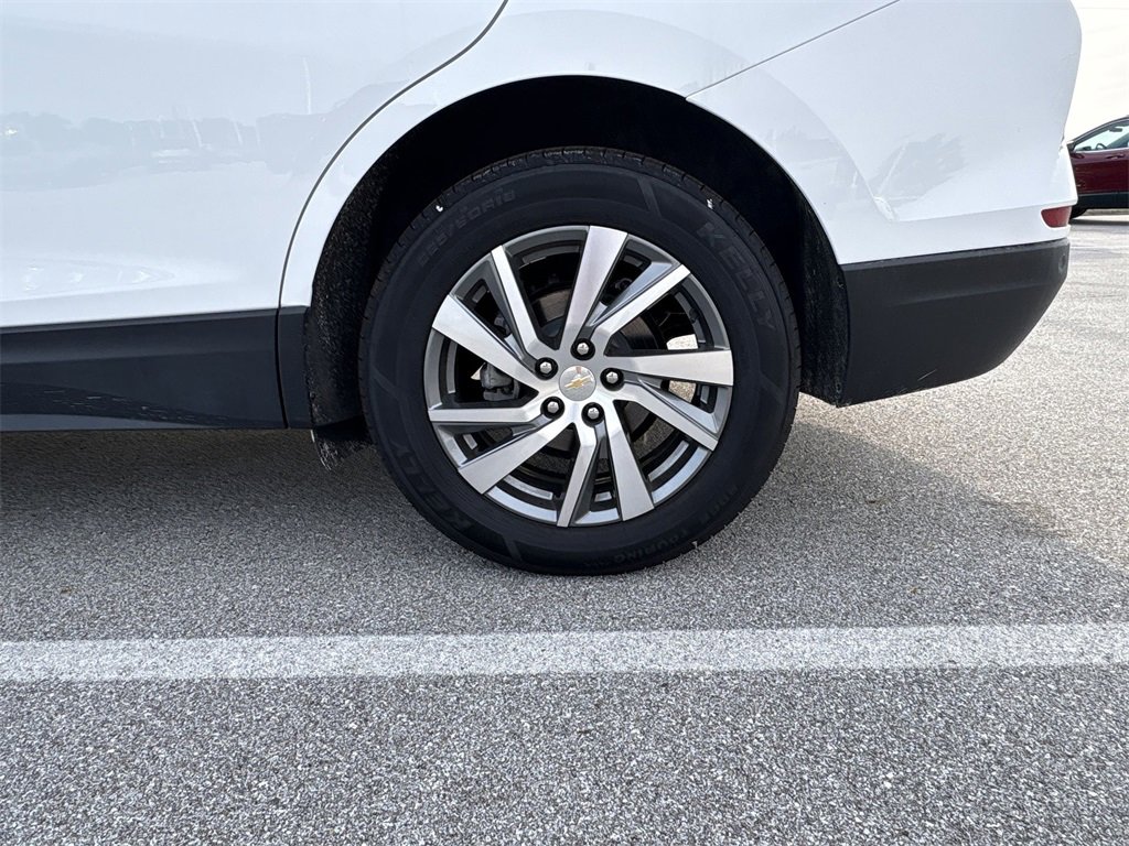 2023 Chevrolet Equinox LT photo 18