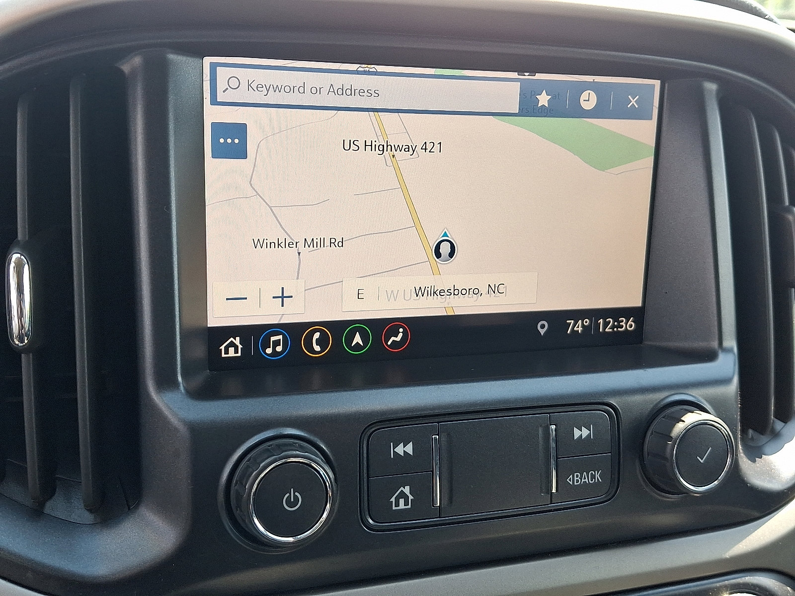 2019 Chevrolet Colorado Z71 photo 17