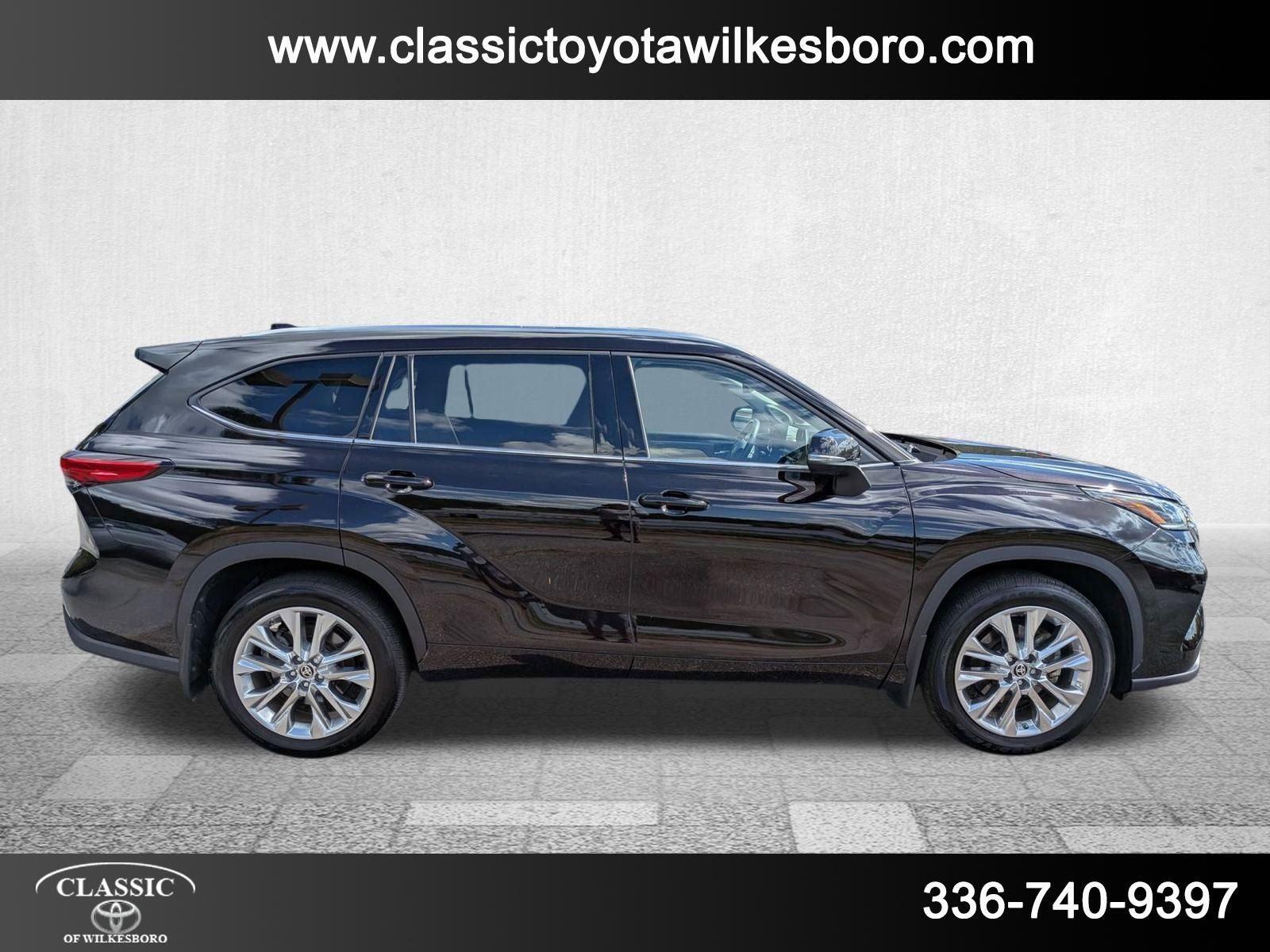 2020 Toyota Highlander Hybrid Limited photo 4