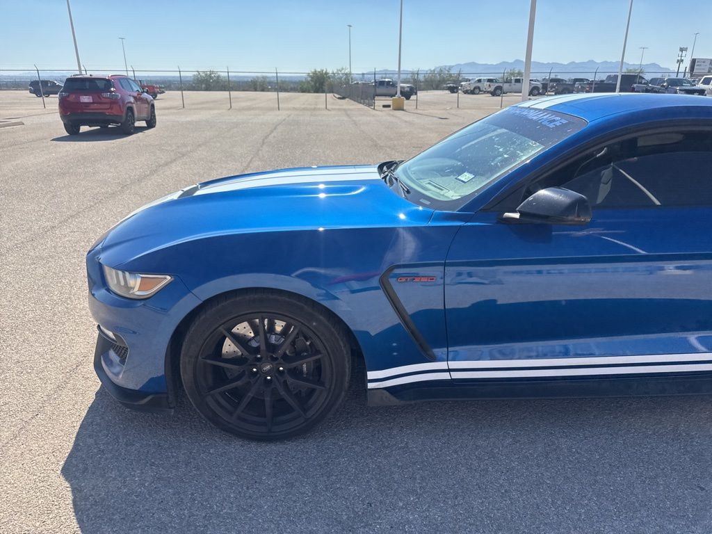 2017 Ford Mustang Shelby GT350 photo 5