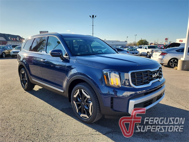 2025 Kia Telluride S's photo