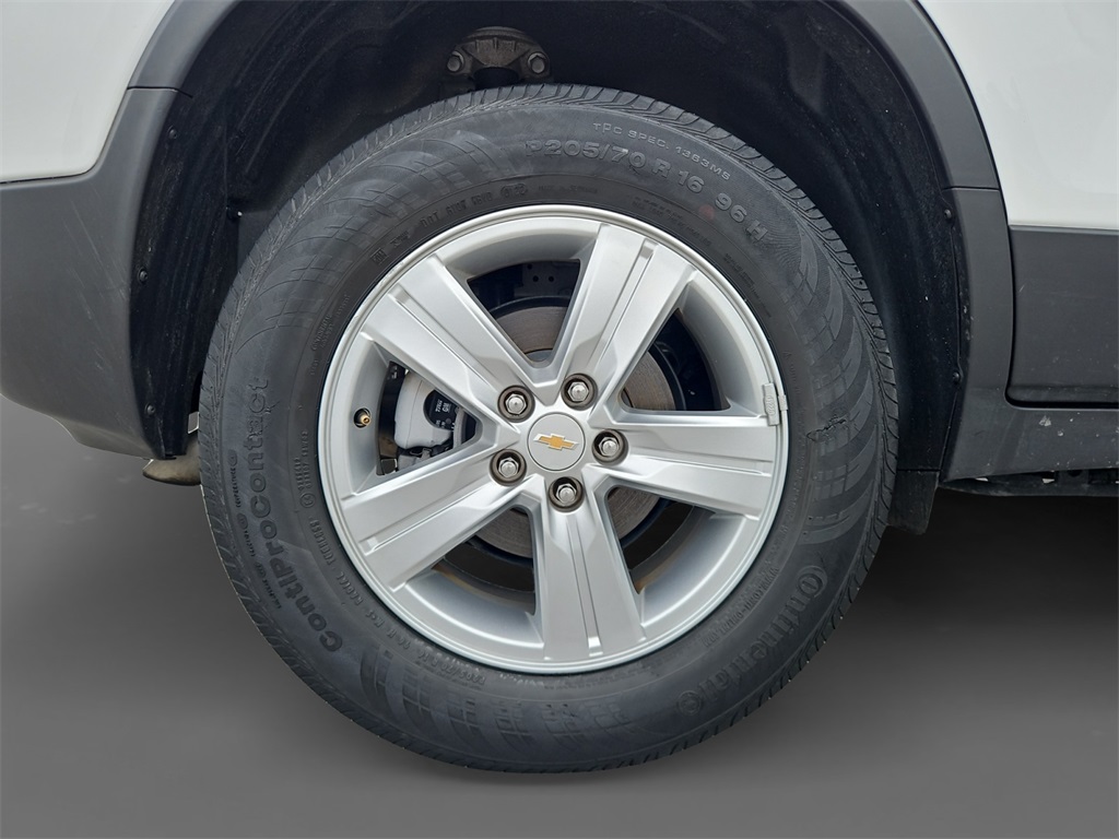 2022 Chevrolet Trax LS photo 10