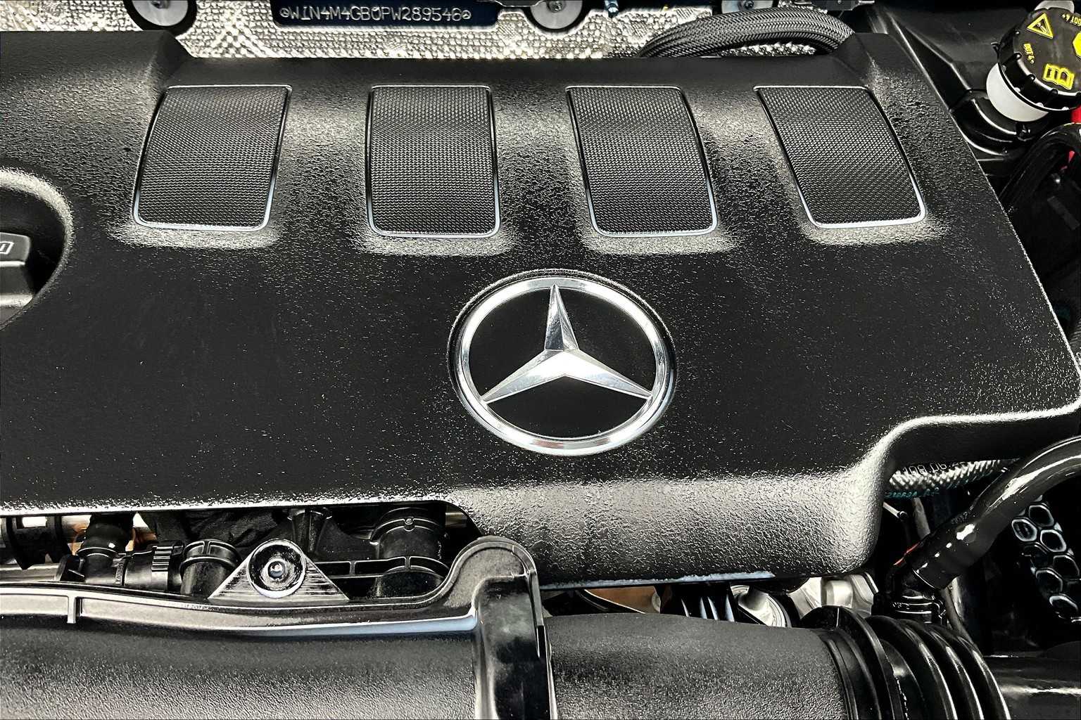 2023 Mercedes Benz GLB 250 photo 29