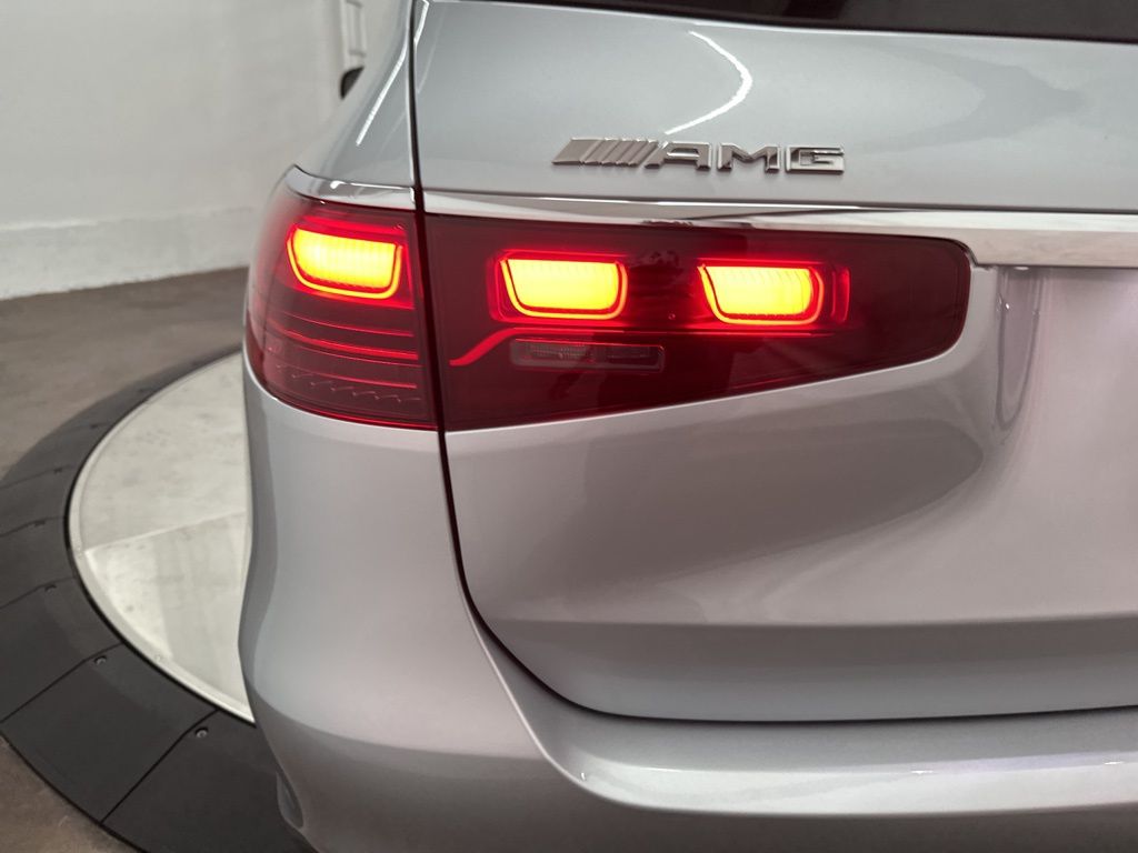 2026 Mercedes Benz GLS AMG 63 4MATIC photo 26