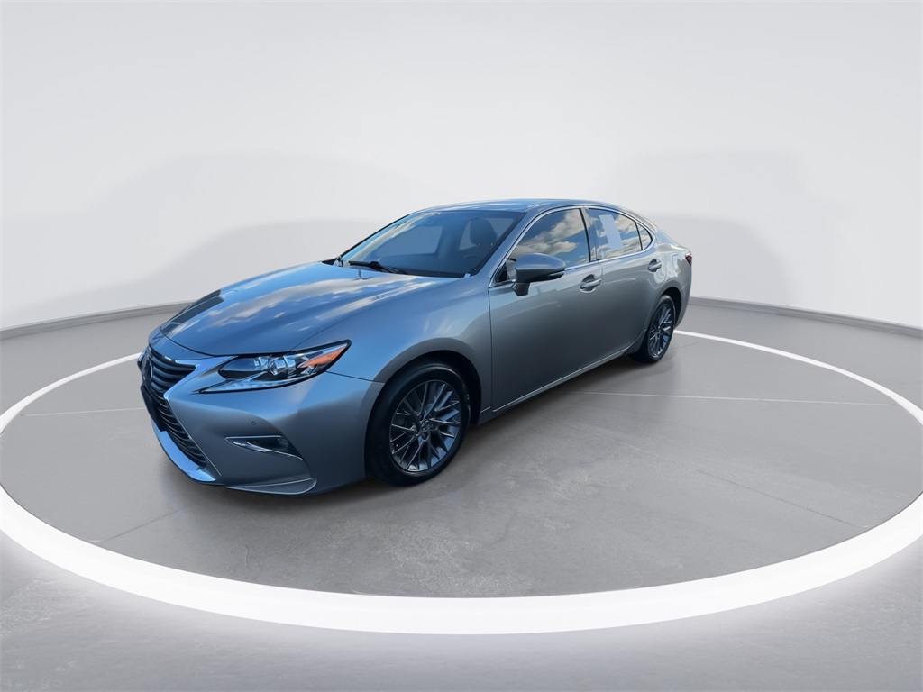 2018 Lexus ES 350 photo 4