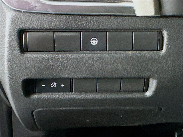 2021 Nissan Rogue SV photo 11
