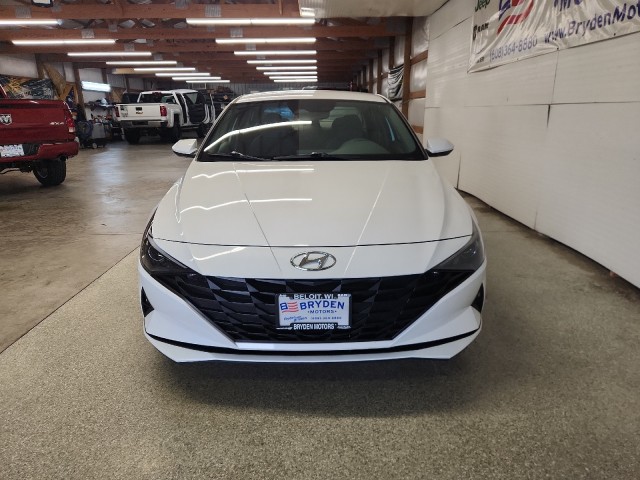 2022 Hyundai Elantra SE photo 7