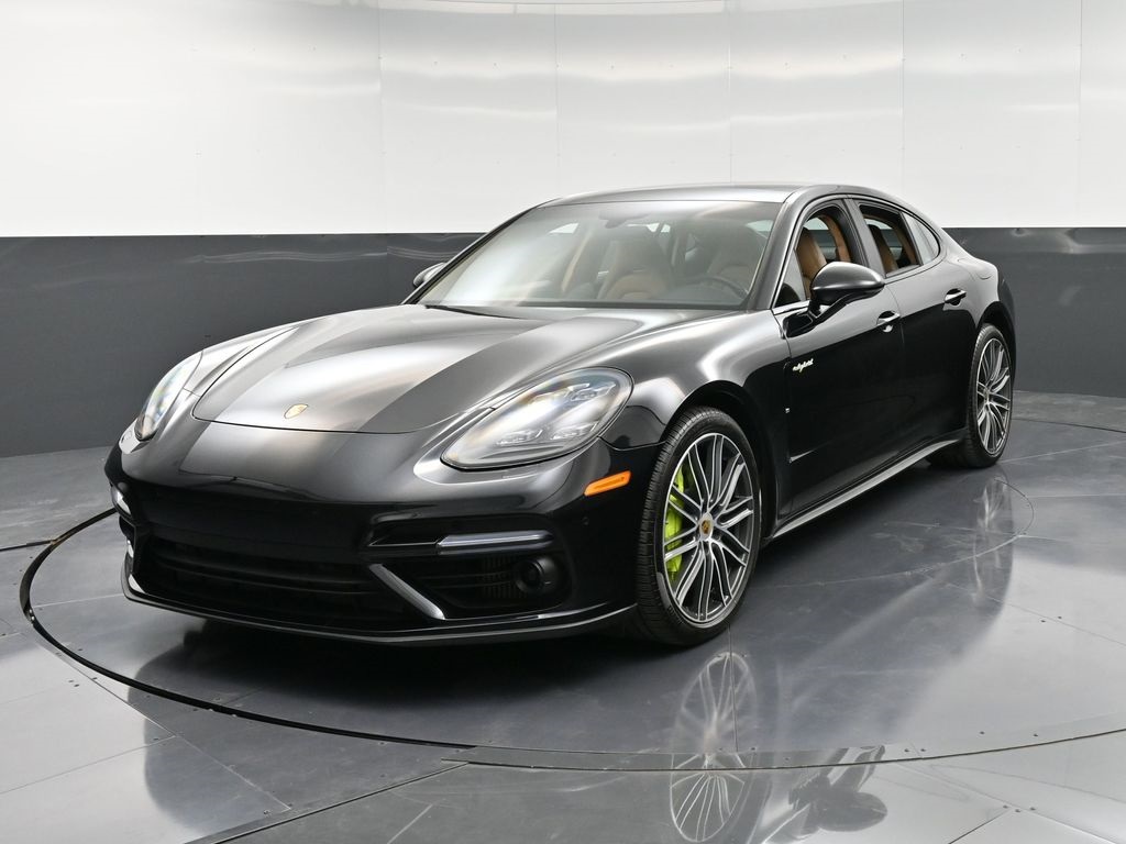2018 Porsche Panamera Turbo S E-Hybrid's photo