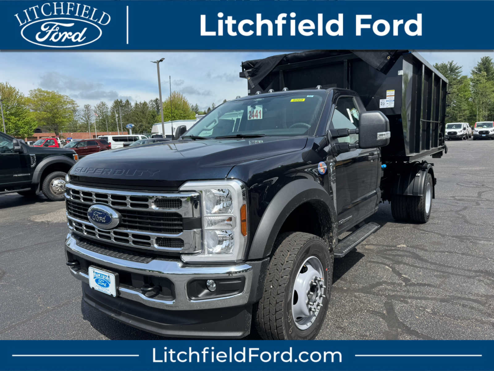 2025 Ford F-600 Super Duty Chassis Cab XL's photo