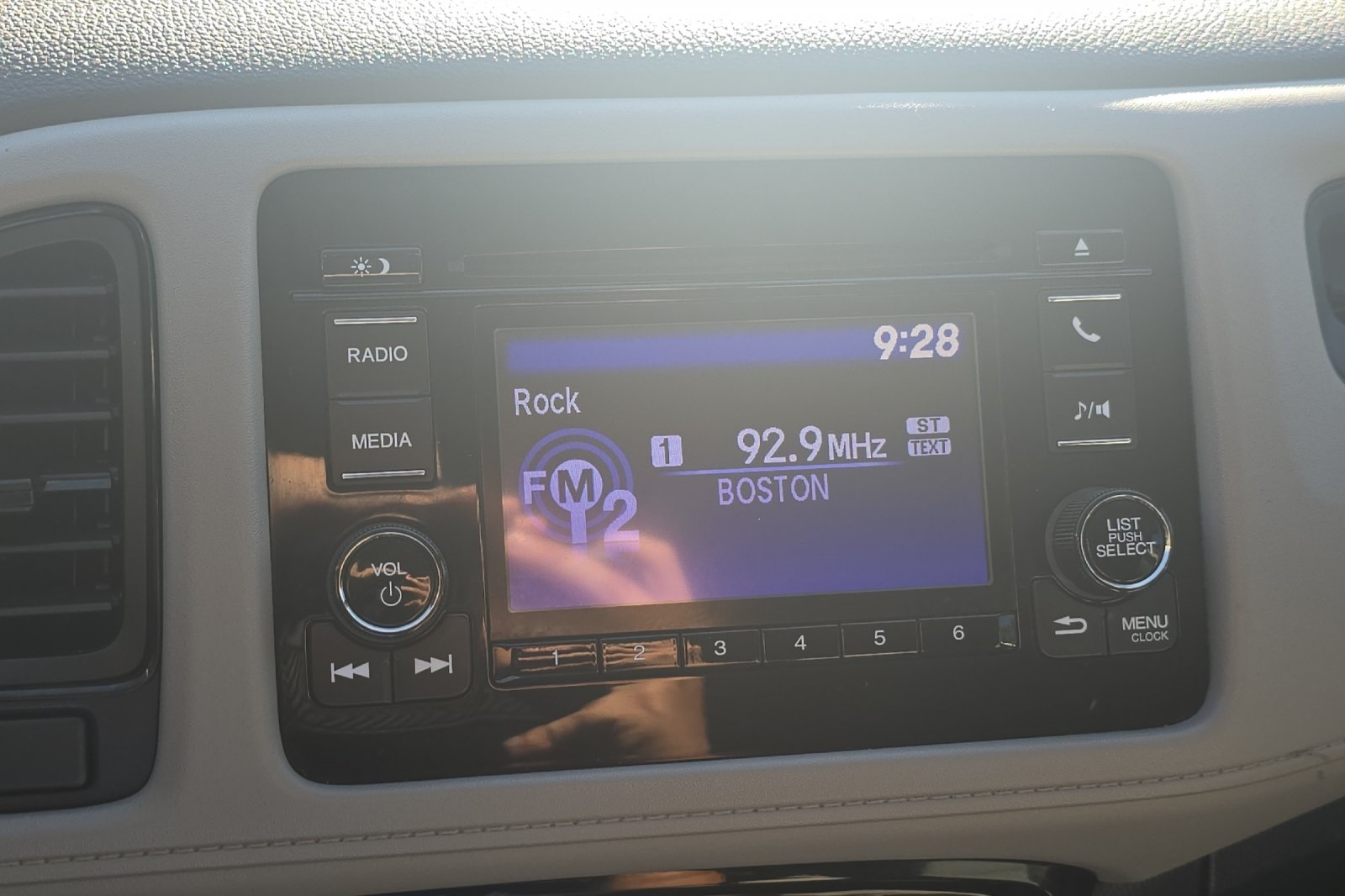 2019 Honda HR-V LX photo 15
