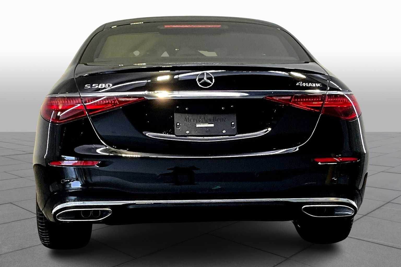 2026 Mercedes Benz S 580 4MATIC photo 4