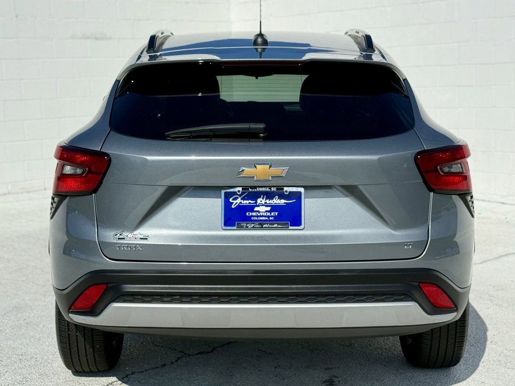 2024 Chevrolet Trax LT photo 6
