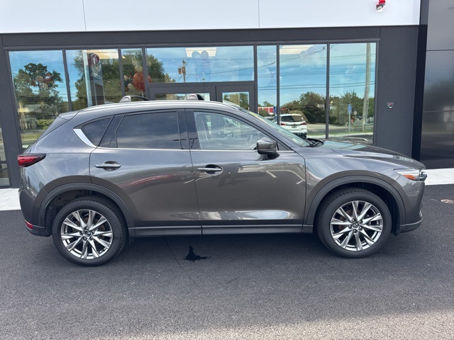 2021 Mazda CX-5 Grand Touring photo 2