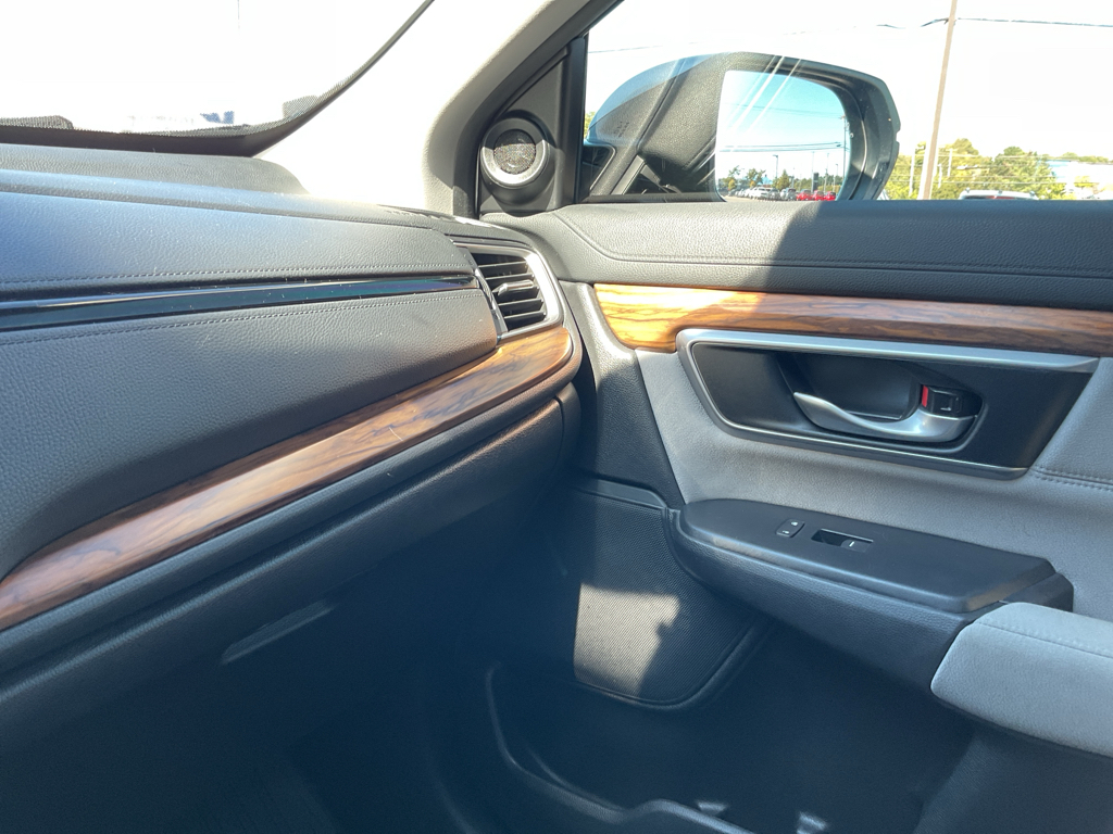 2017 Honda CR-V EX photo 29