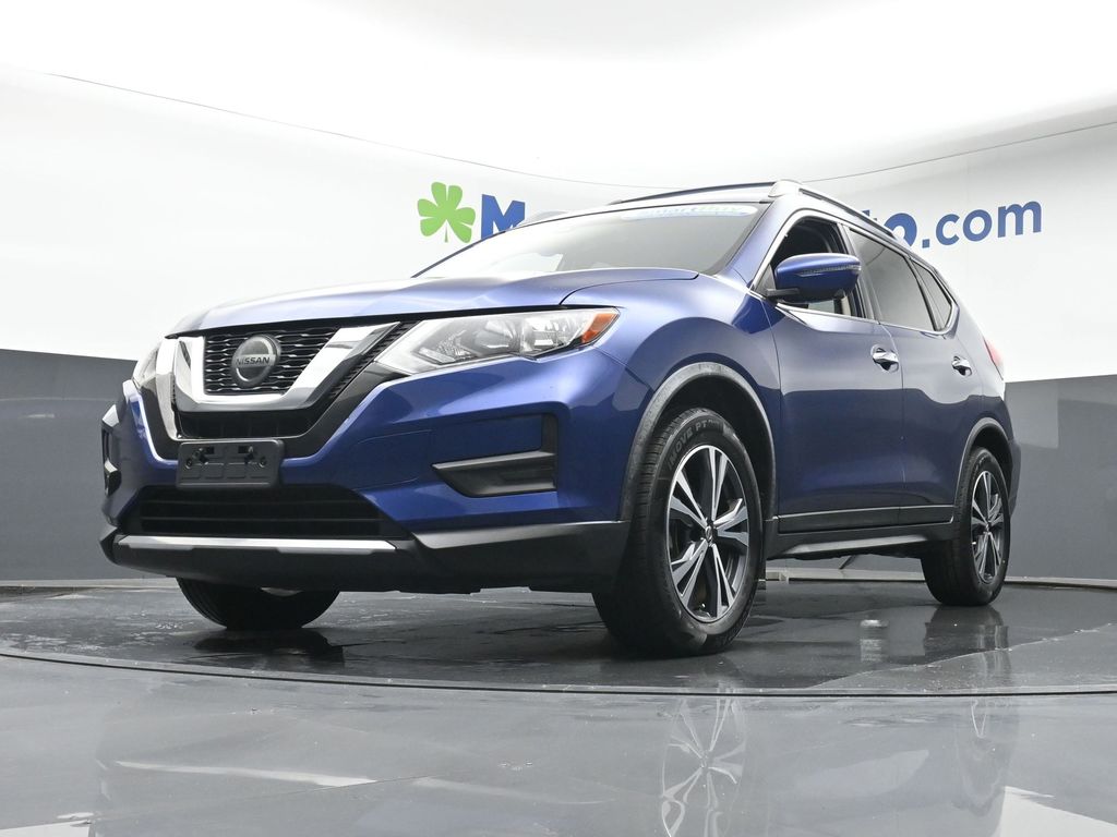 2019 Nissan Rogue SV photo 4